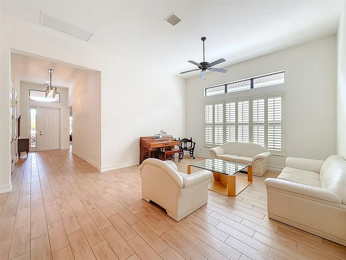 Photo 7 at 9657 Kalmar Circle, Parkland