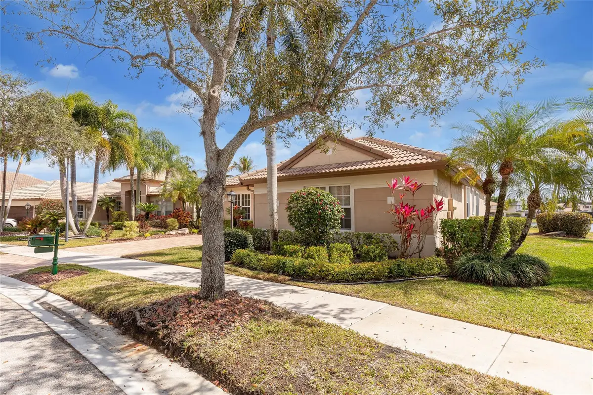 Photo 4 at 6978 NW 111th Terrace, Parkland
