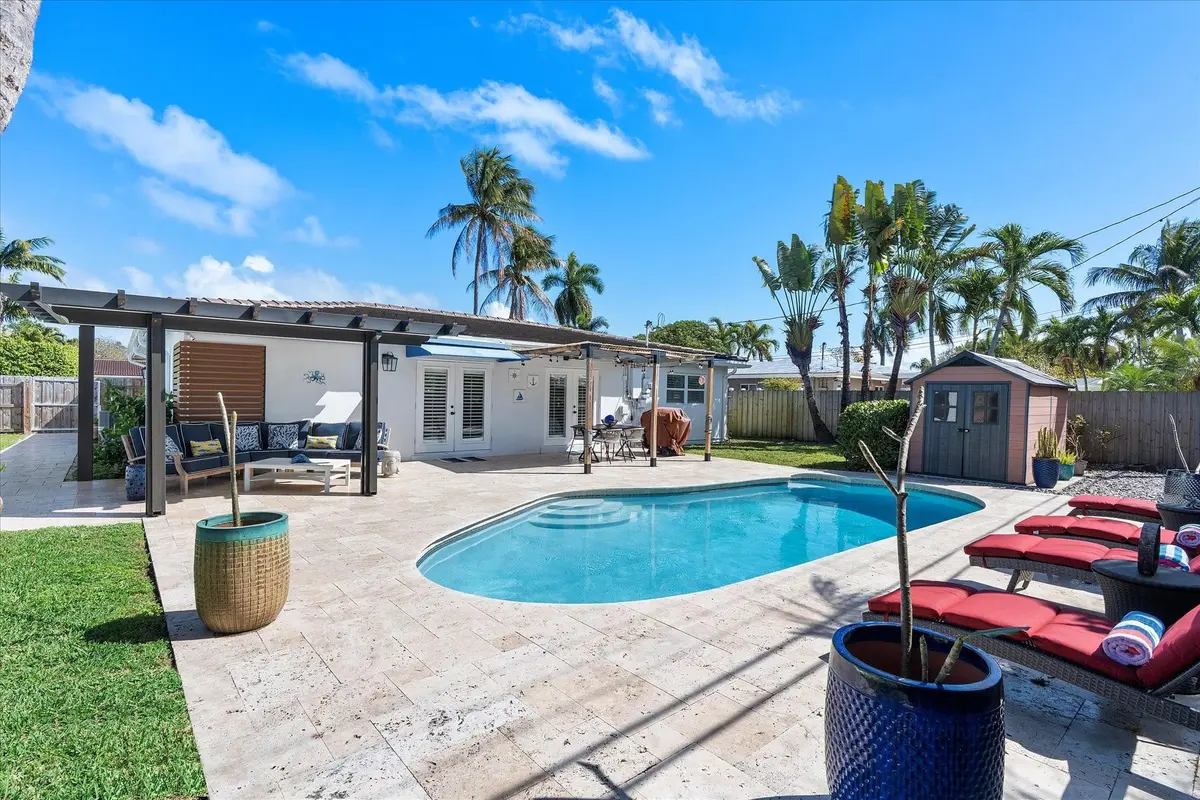 Photo 2 at 4421 NE 16th Avenue, Oakland Park