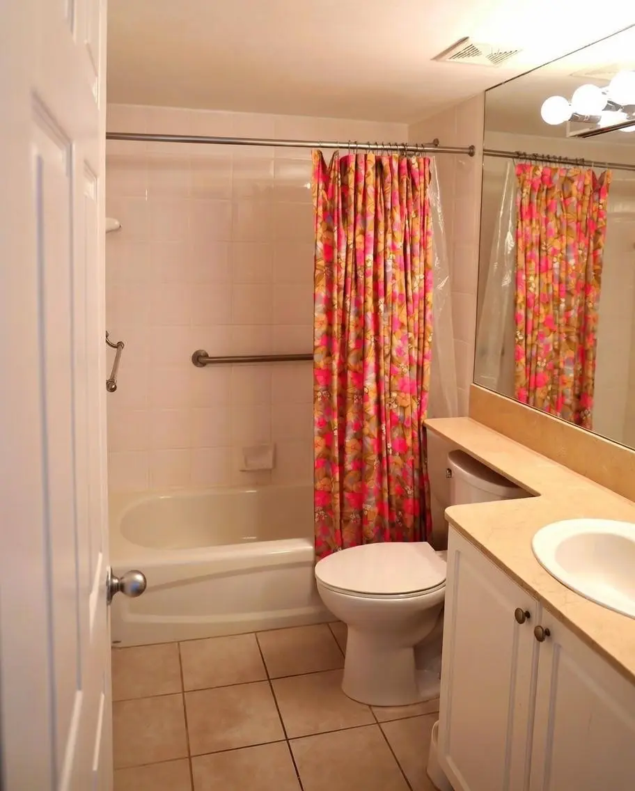 Photo 5 at 651 Okeechobee Boulevard 306, West Palm Beach