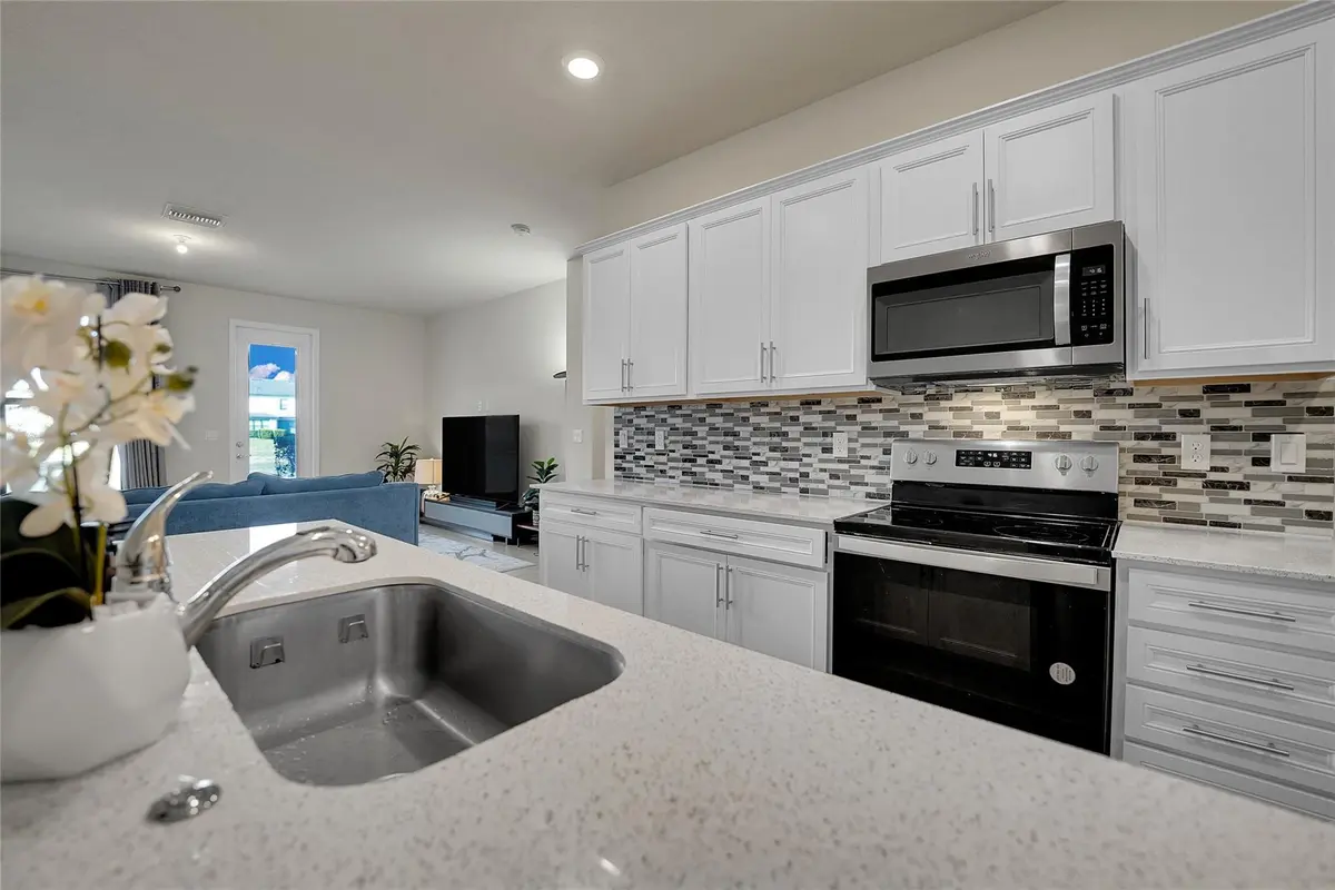 Photo 7 at 2293 S Appleton Circle, Oakland Park
