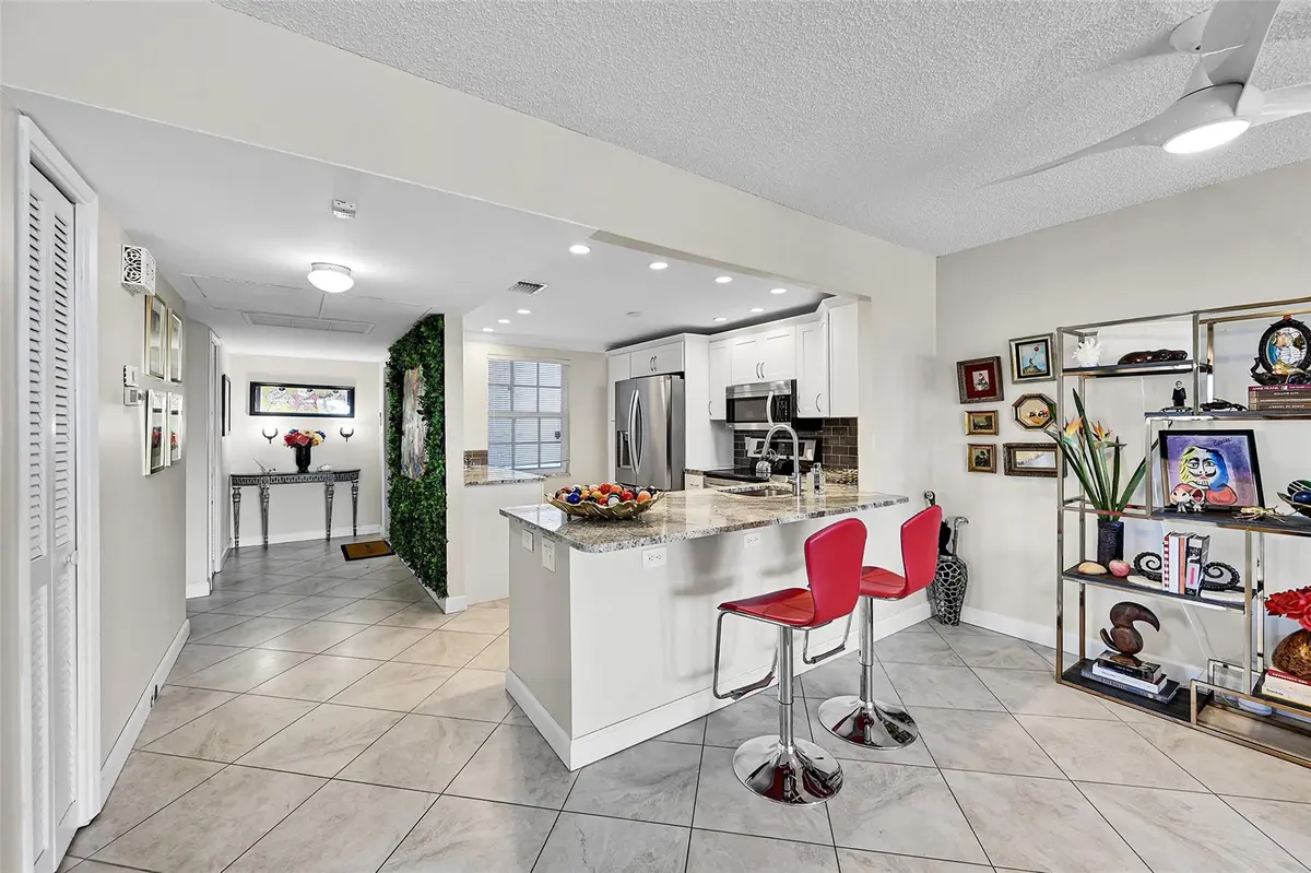 Photo 2 at 605 Oaks Drive 701, Pompano Beach