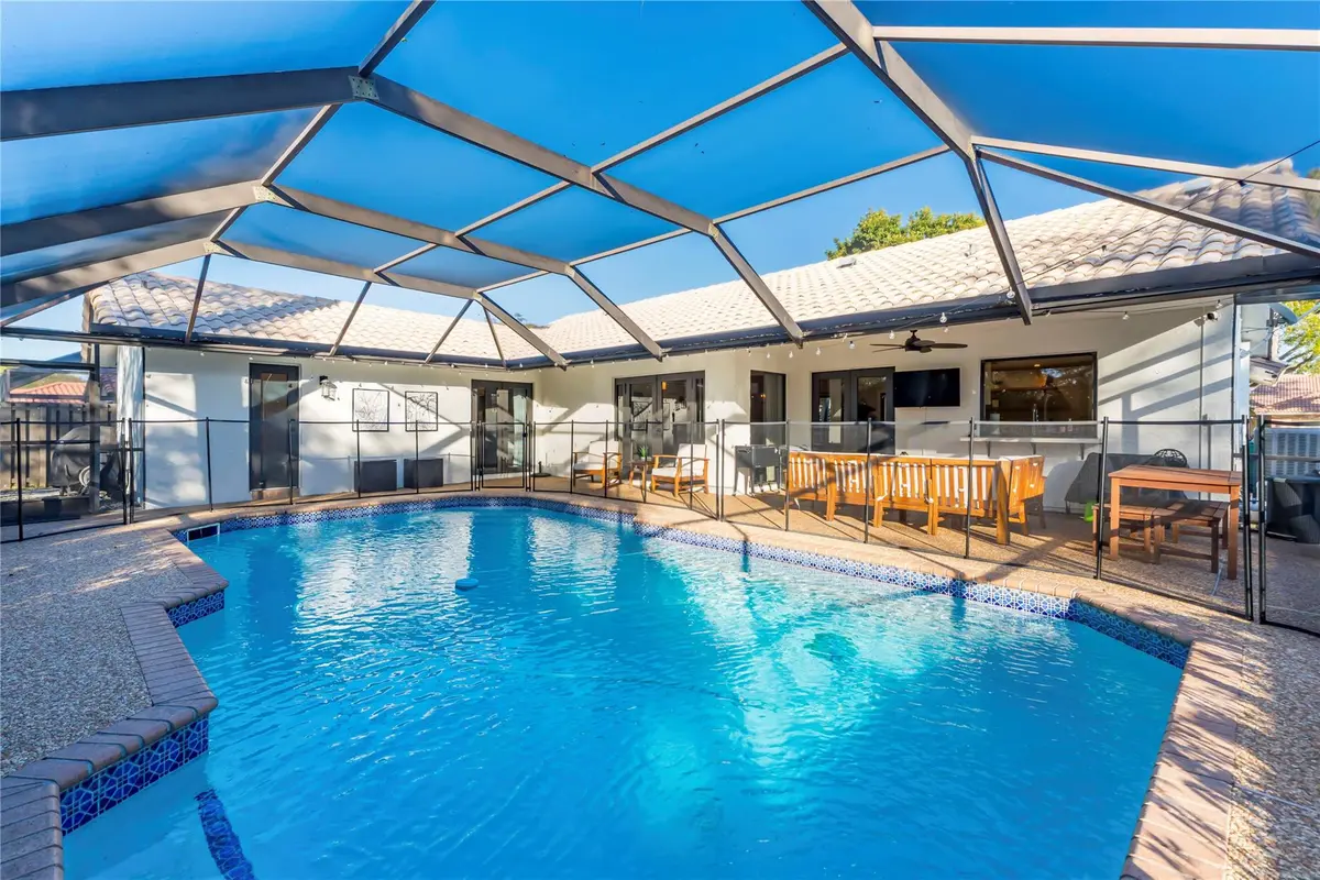 Photo 5 at 462 NW 113th Terrace, Coral Springs