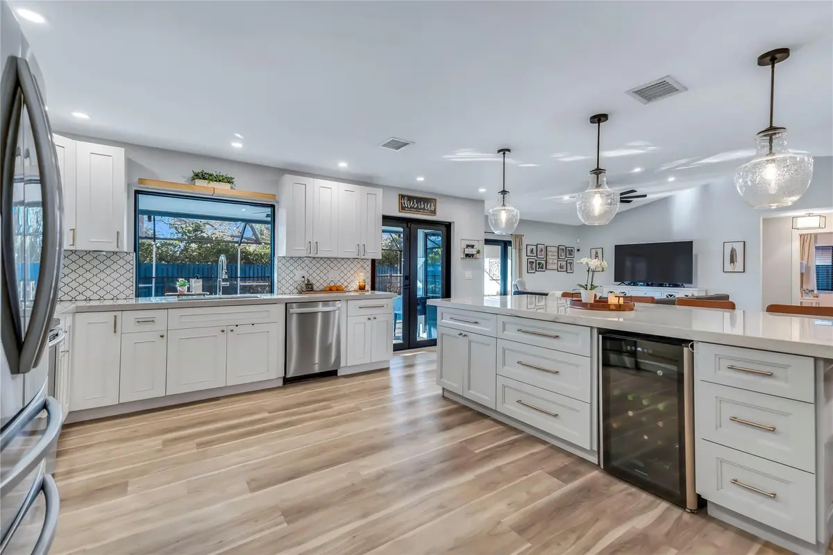 Photo 8 at 462 NW 113th Terrace, Coral Springs