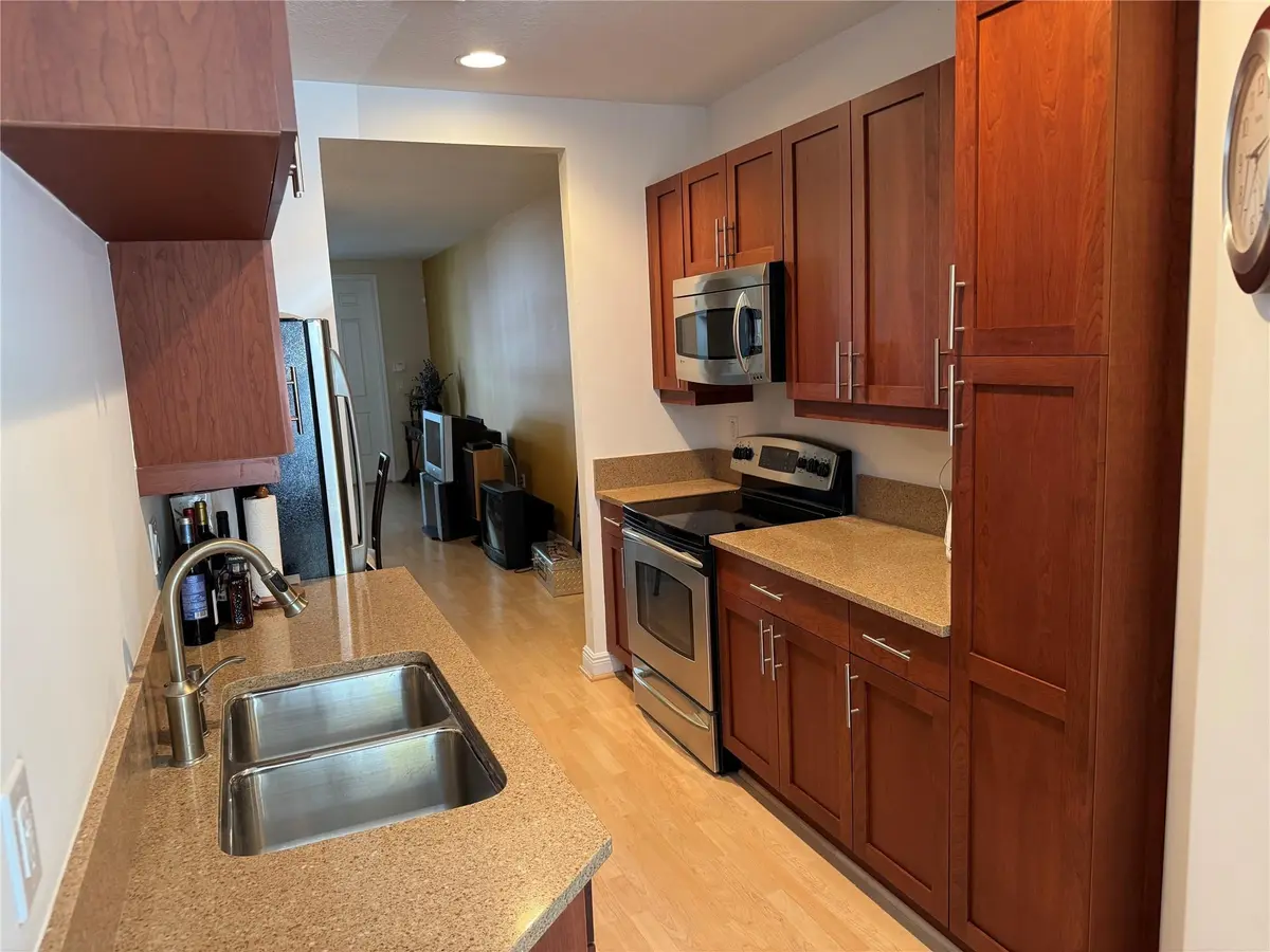 Photo 4 at 249 SW 13th Terrace 249, Fort Lauderdale