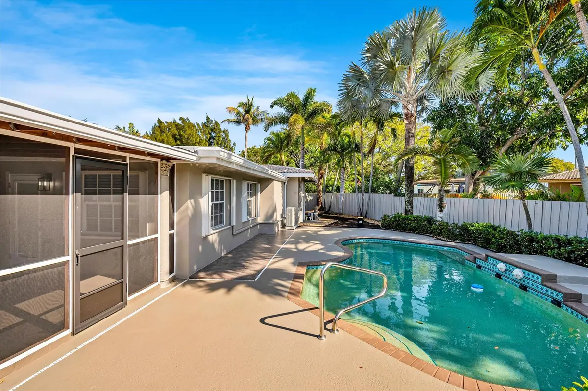 Photo 6 at 1760 NE 40th Court, Oakland Park