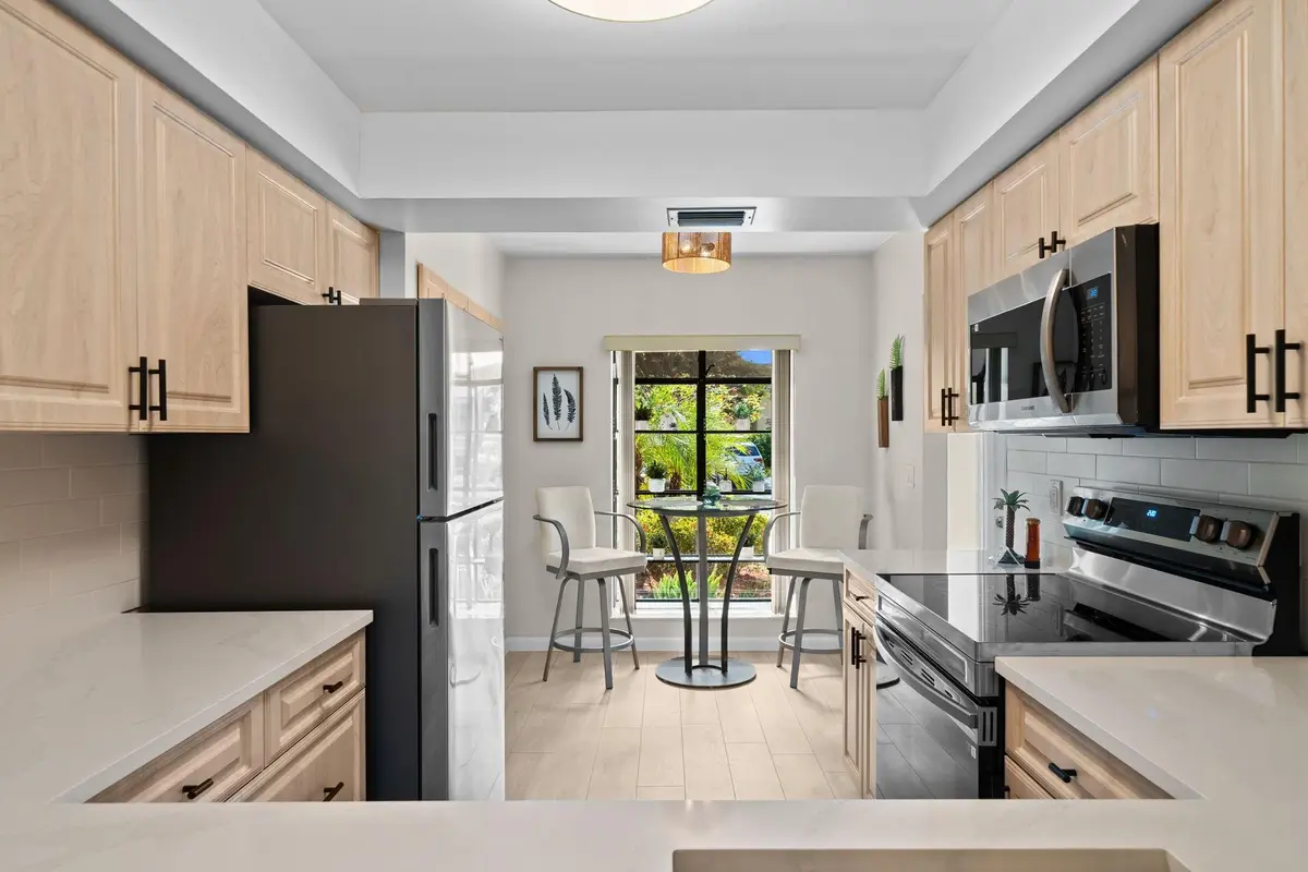 Photo 6 at 5087 Oak Hill Lane 315, Delray Beach