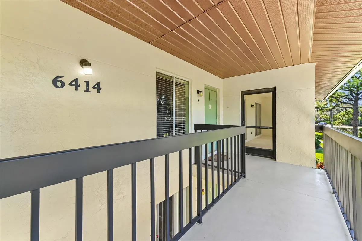 Photo 2 at 6414 Chasewood Drive H, Jupiter