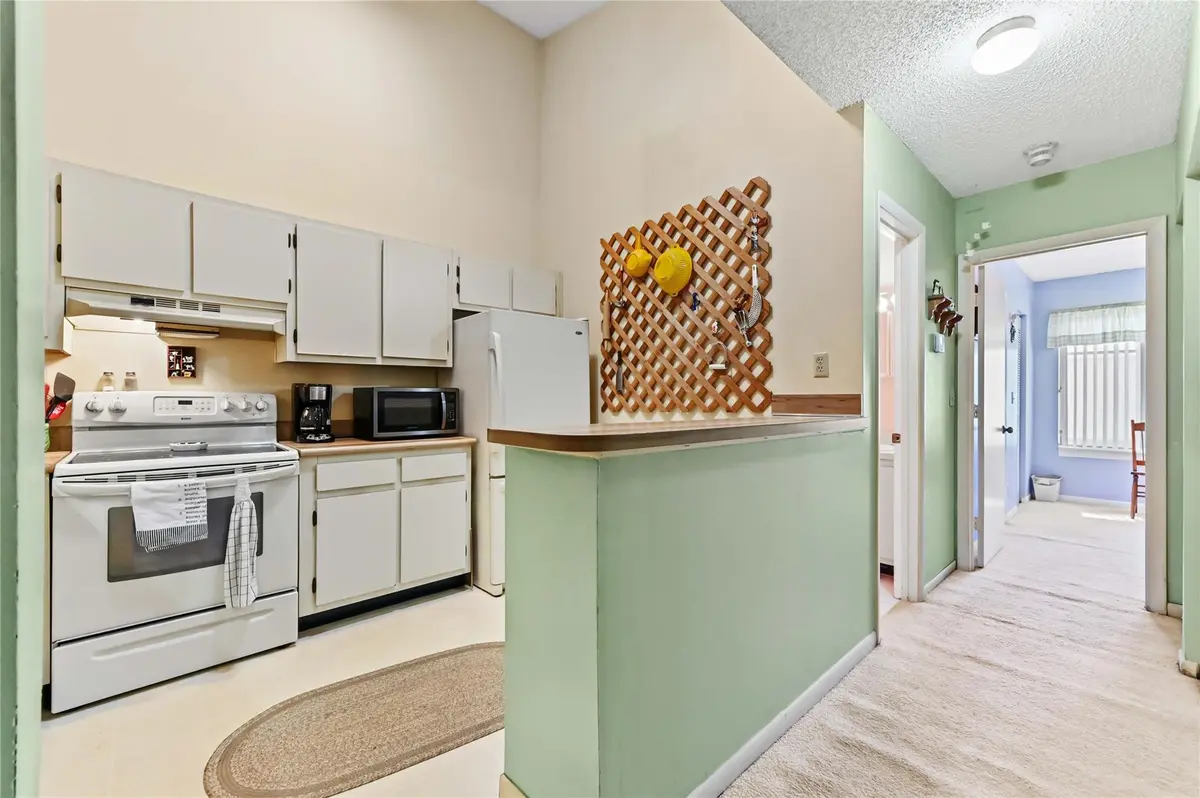 Photo 8 at 6414 Chasewood Drive H, Jupiter