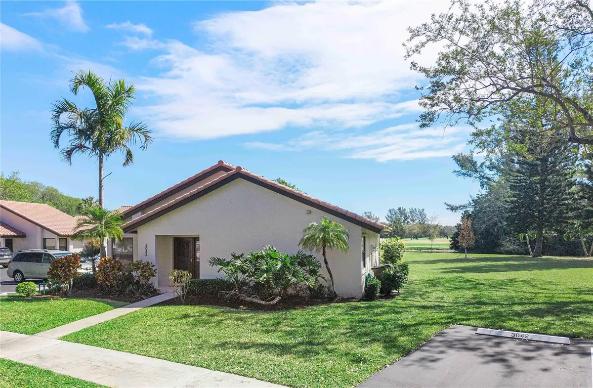 Photo 3 at 3042 Deer Creek Lake Shore Drive 3042, Deerfield Beach