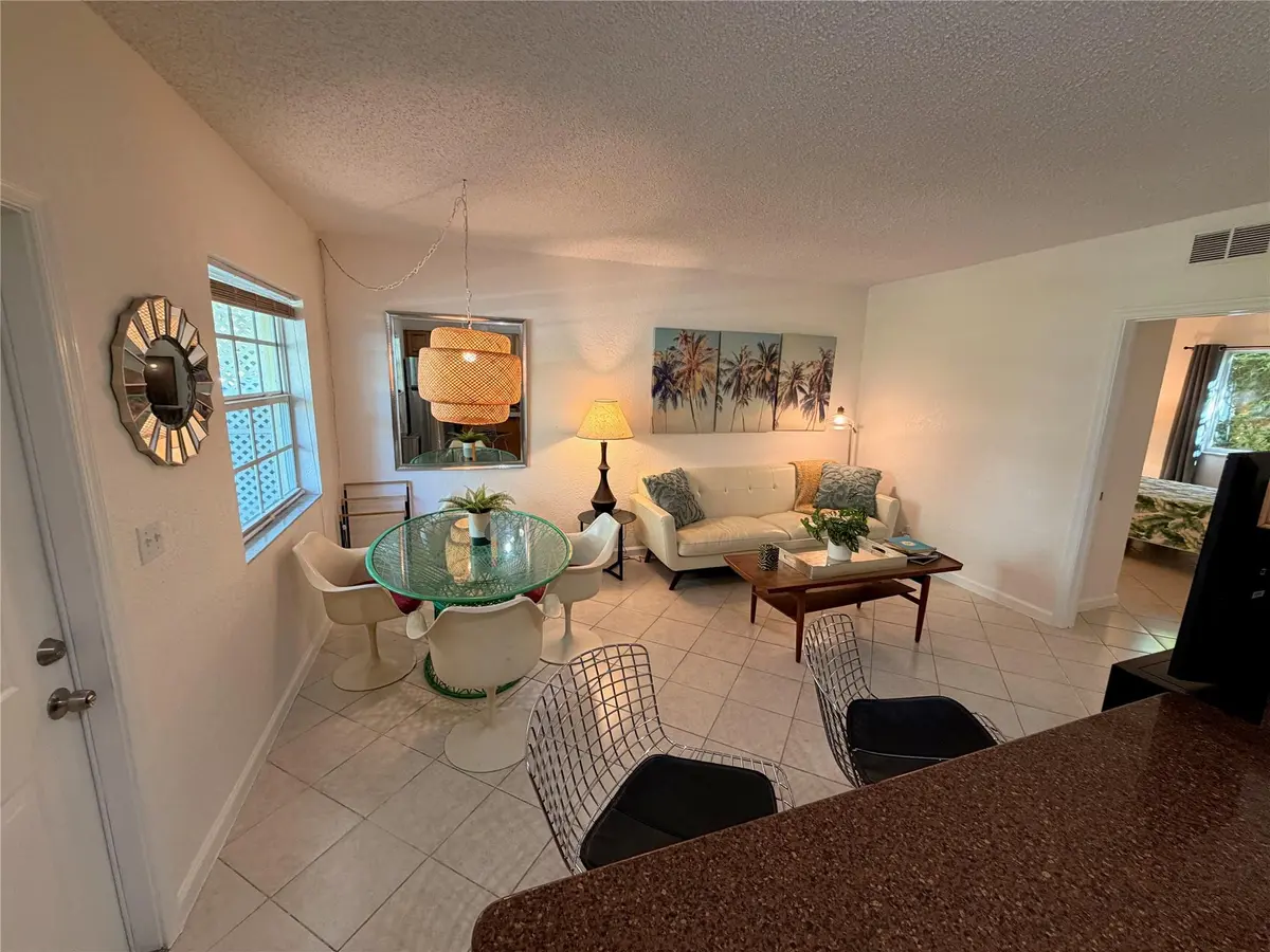 Photo 1 at 2660 NE 8th Avenue 307, Wilton Manors