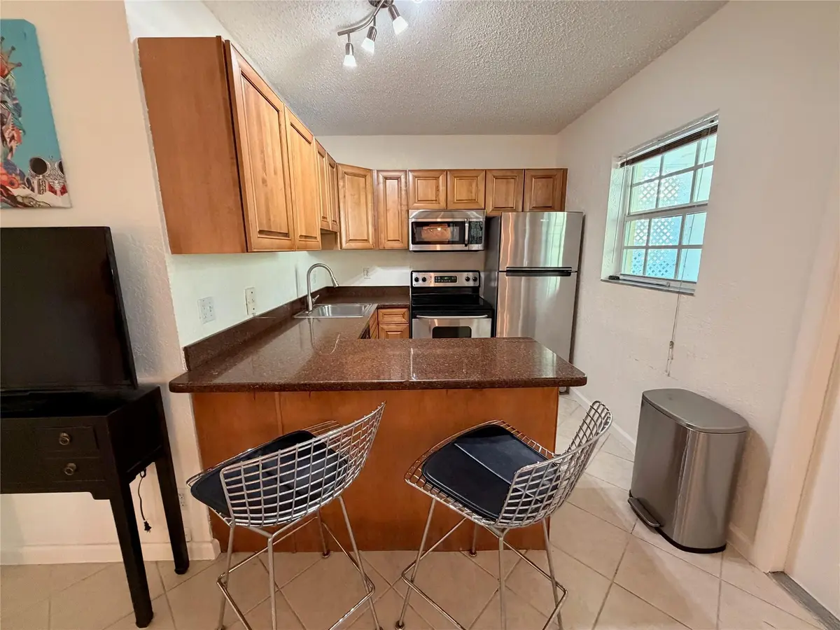 Photo 7 at 2660 NE 8th Avenue 307, Wilton Manors