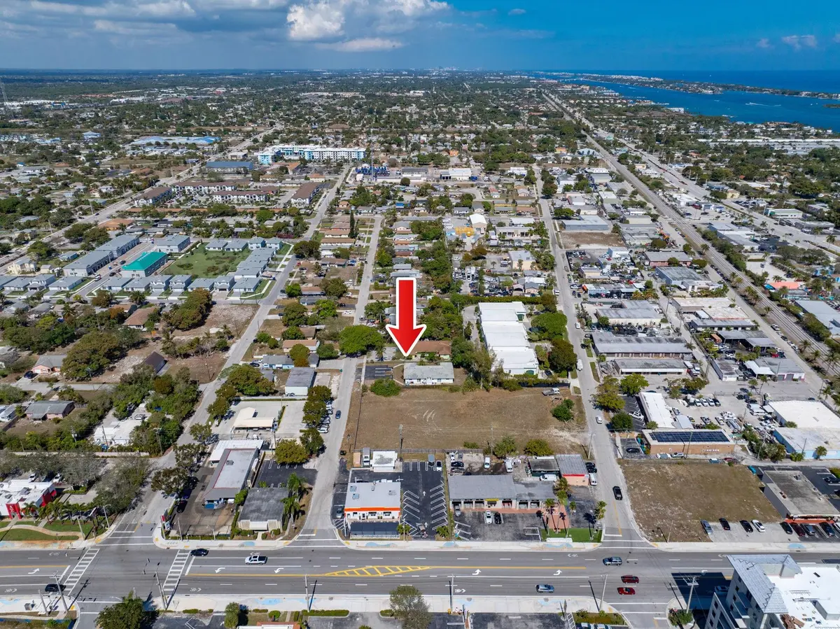 Central Location Aerial at 400 NE 2nd Street, Boynton Beach