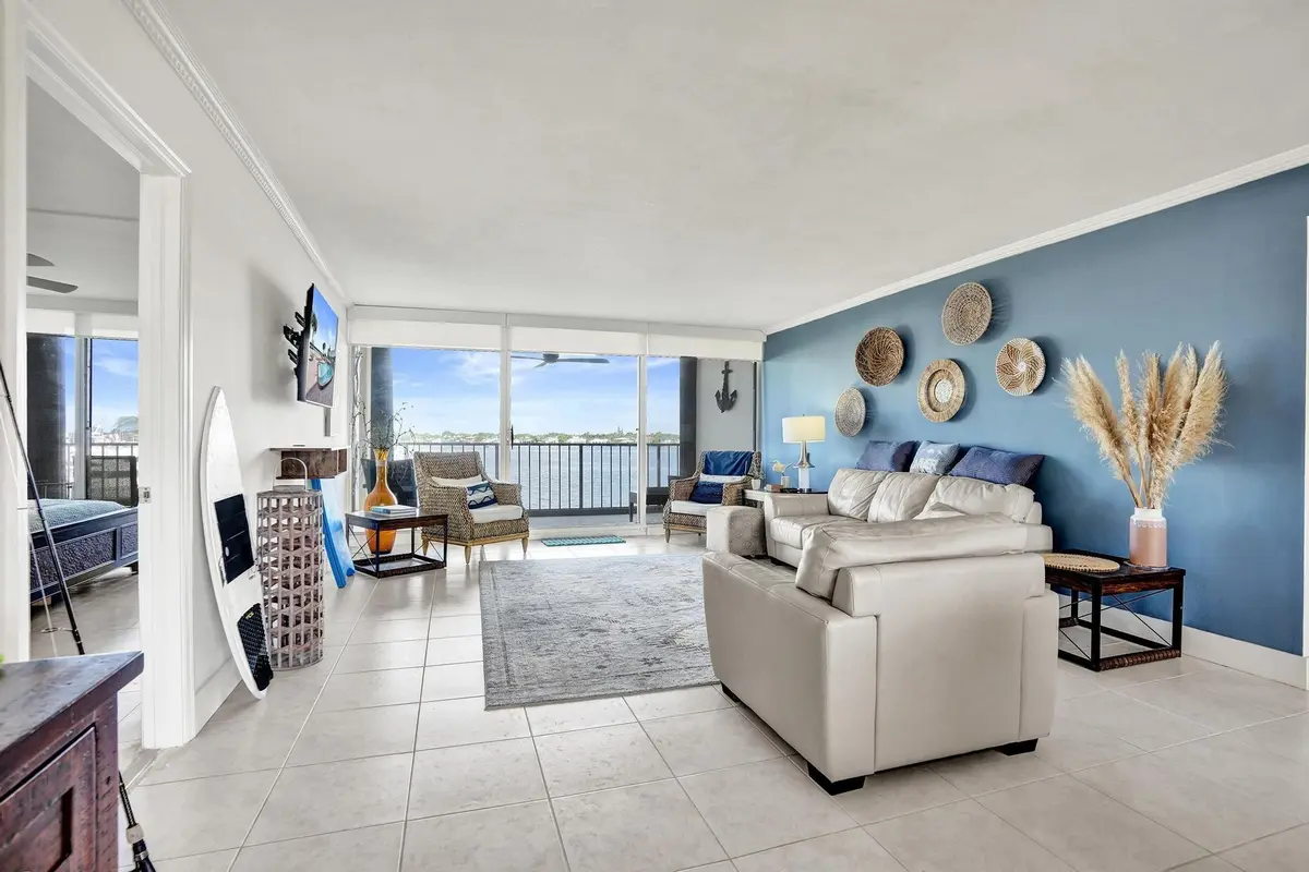 Photo 6 at 132 Lakeshore Drive 317, North Palm Beach