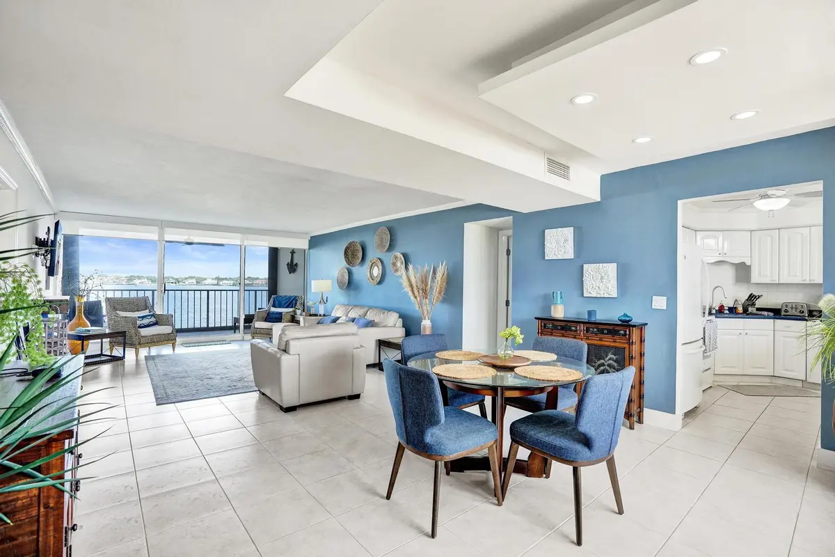 Photo 5 at 132 Lakeshore Drive 317, North Palm Beach