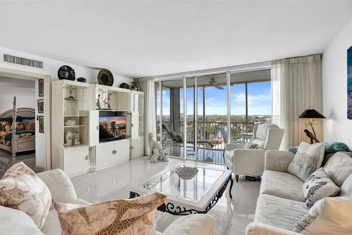 Photo 6 at 303 N Riverside Drive Ph3, Pompano Beach