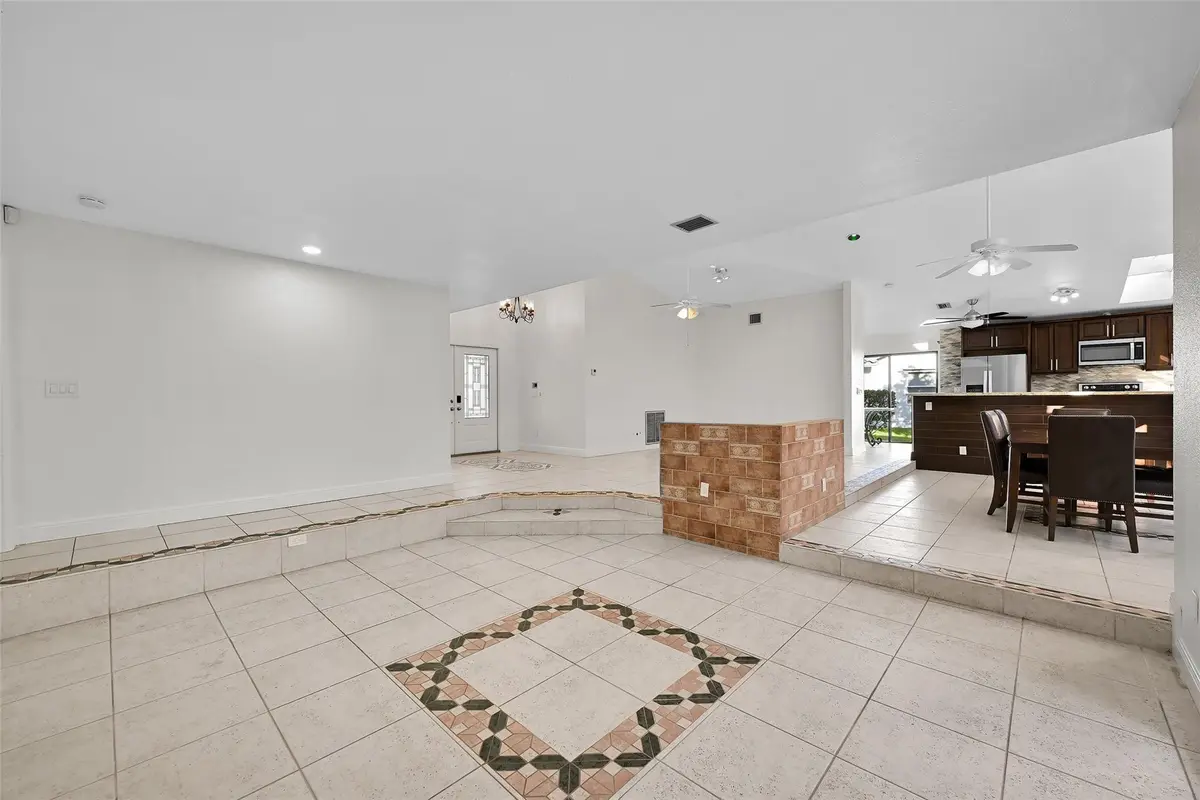 Photo 8 at 11136 NW 1st Place, Coral Springs
