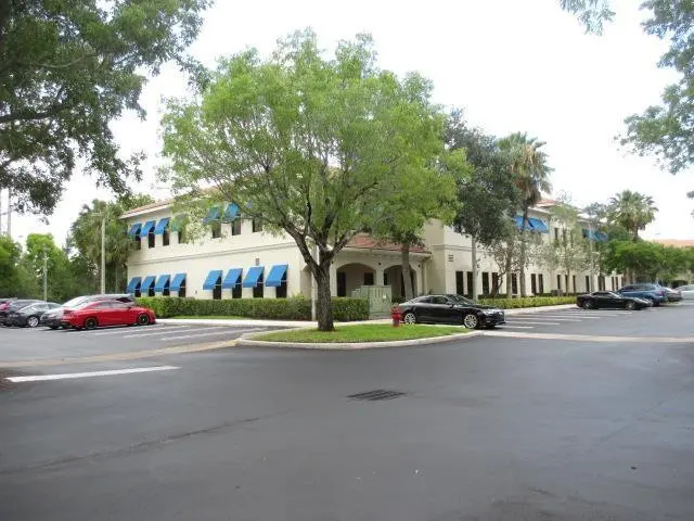 Photo 5 at 7451 Wiles Road, Coral Springs