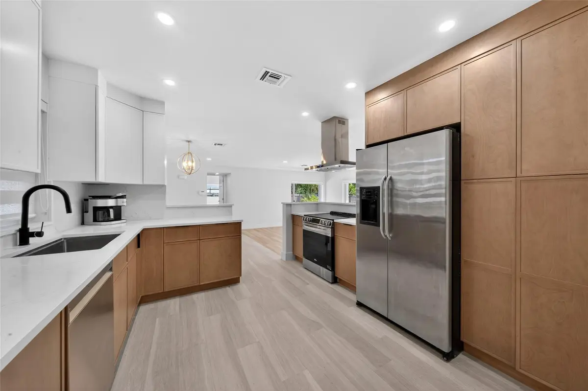 Photo 5 at 1762 NE 38th Street, Oakland Park