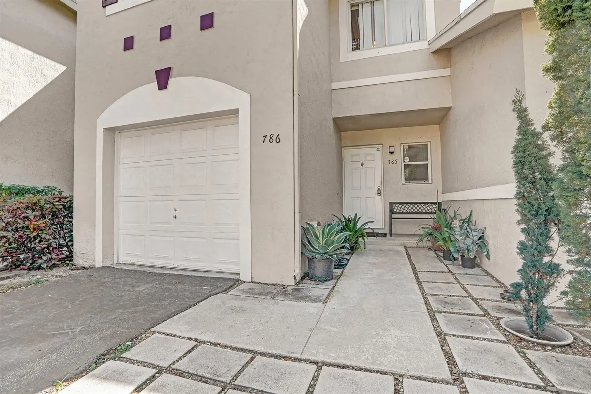 Photo 5 at 786 NW 42nd Place, Deerfield Beach