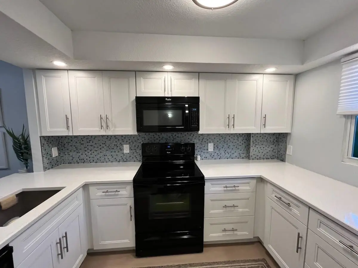 Photo 8 at 113 Royal Park Drive 1G, Oakland Park