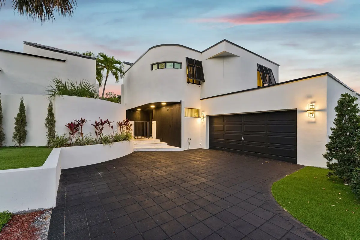 Photo 1 at 2651 NE 22nd Court, Pompano Beach