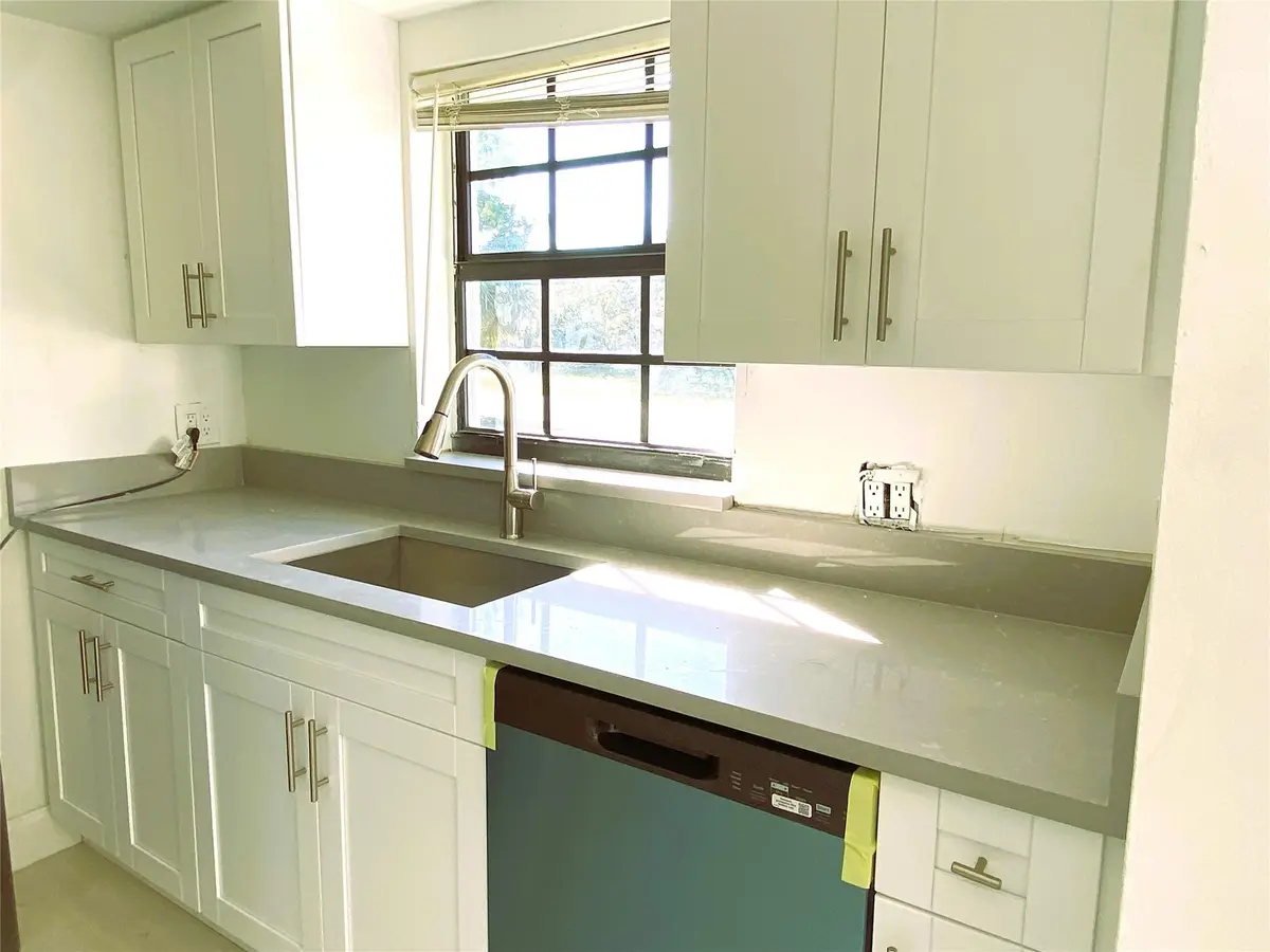 Photo 5 at 320 NW 4th Avenue 1, Deerfield Beach