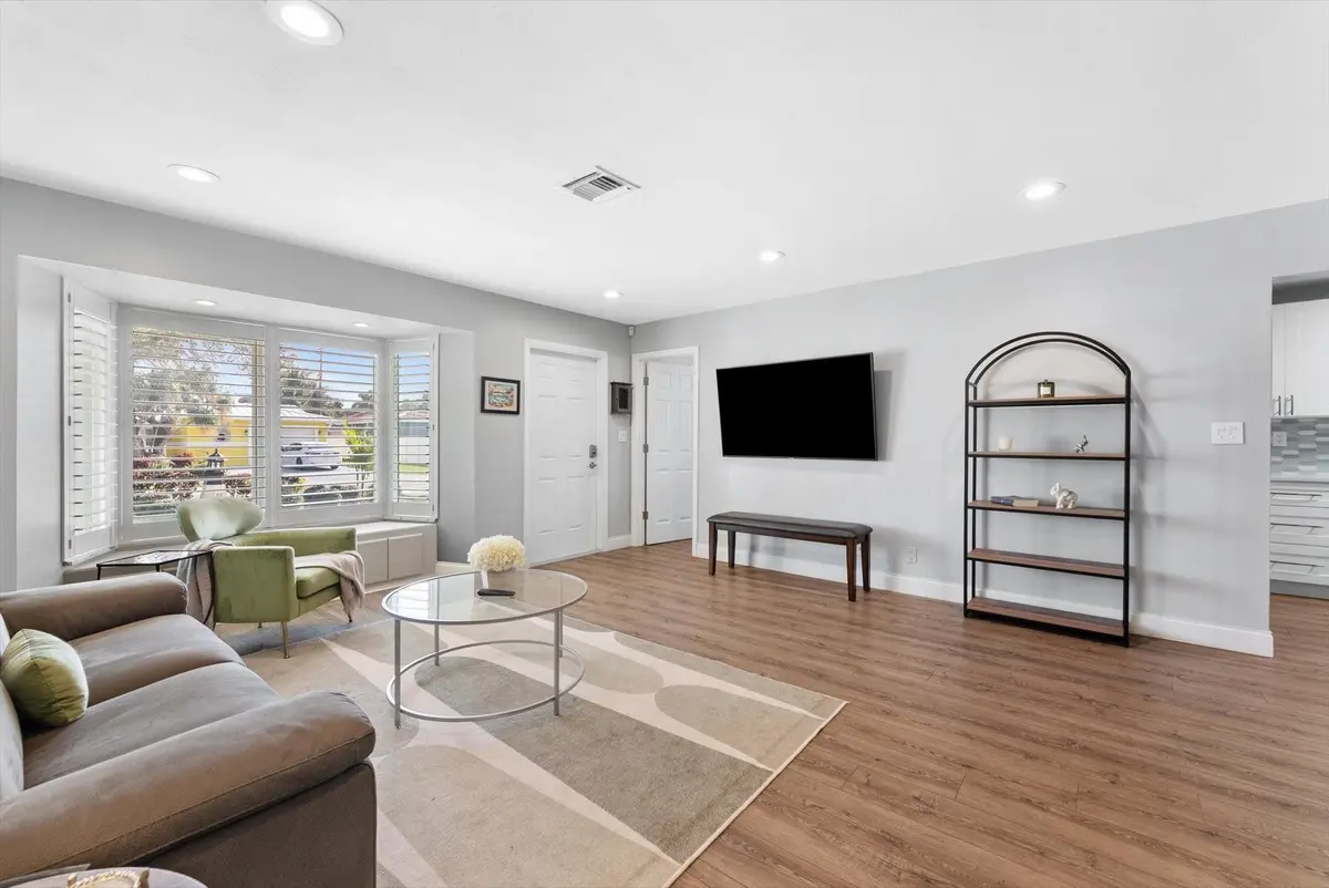 Photo 6 at 2811 NE 45th Street, Lighthouse Point