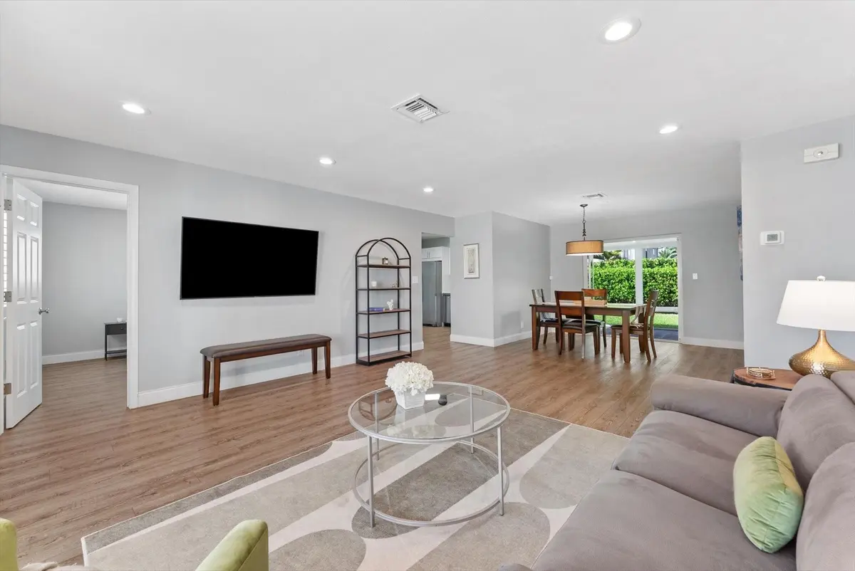 Photo 7 at 2811 NE 45th Street, Lighthouse Point