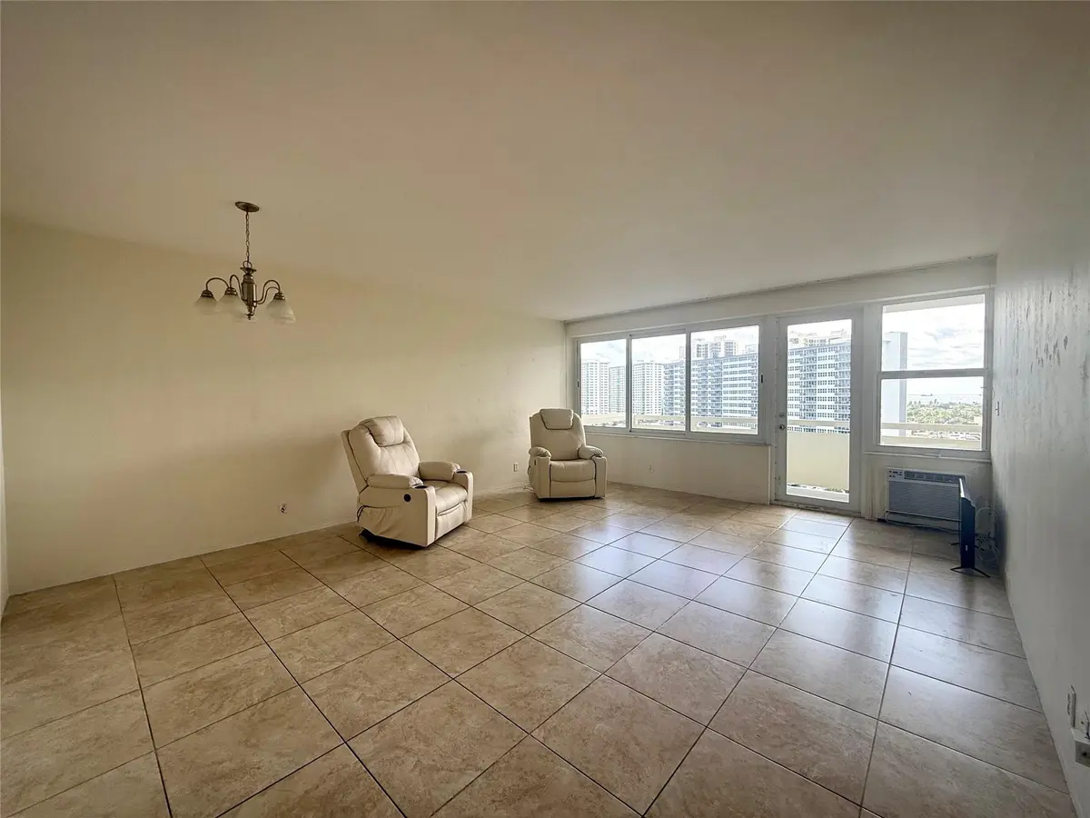 Dining / Living Room at 3200 NE 36th Street 1117, Fort Lauderdale