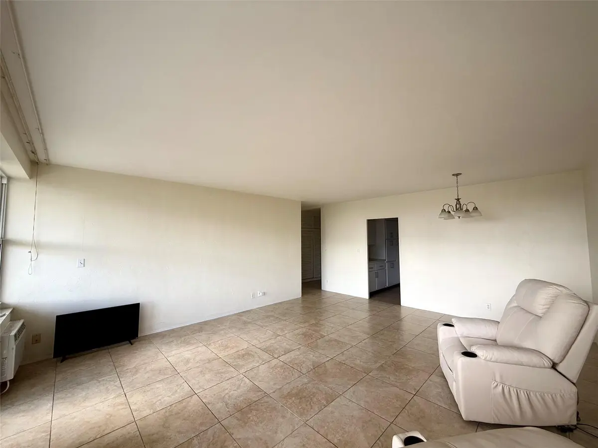 Dining / Living Room at 3200 NE 36th Street 1117, Fort Lauderdale
