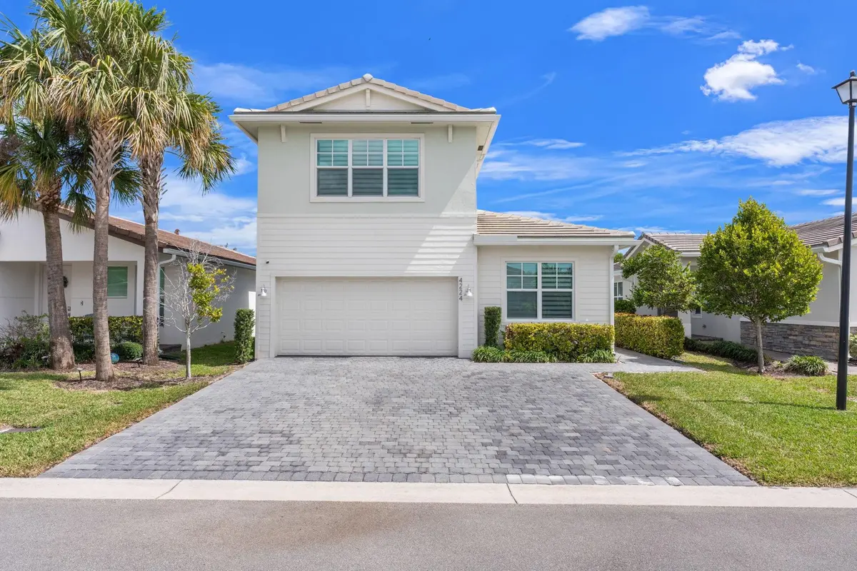 Photo 2 at 4224 Marina Way, Deerfield Beach
