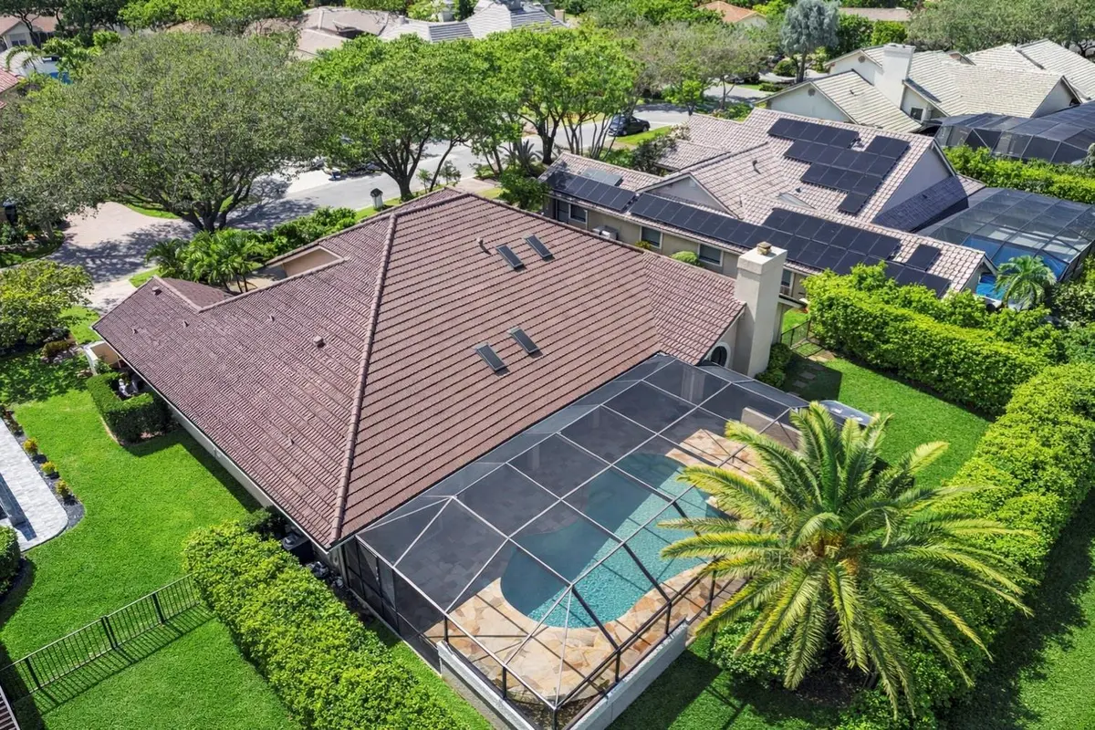 Photo 2 at 1885 Merion Lane, Coral Springs