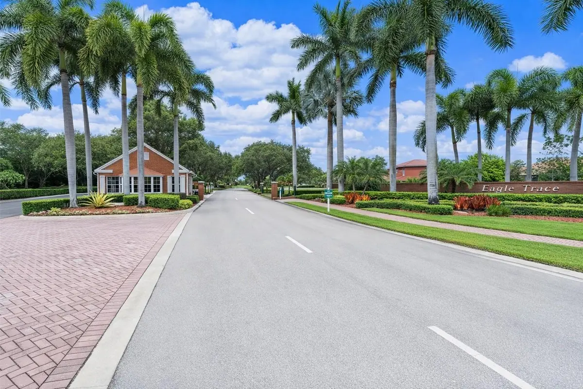 Photo 4 at 1885 Merion Lane, Coral Springs