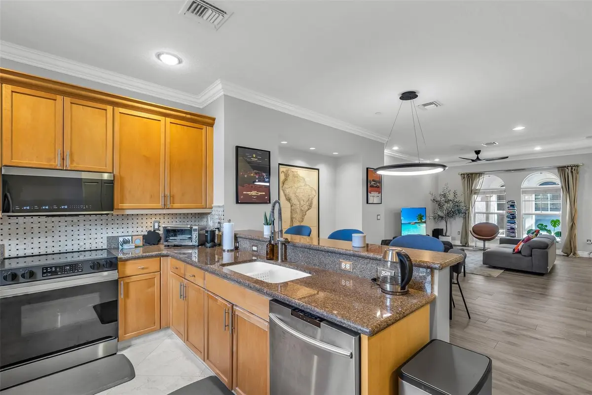 Photo 2 at 1033 NE 17th Way 1905, Fort Lauderdale