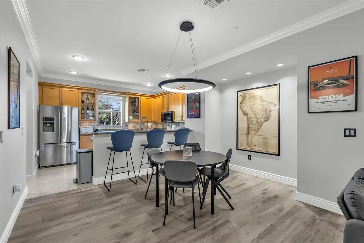 Photo 5 at 1033 NE 17th Way 1905, Fort Lauderdale