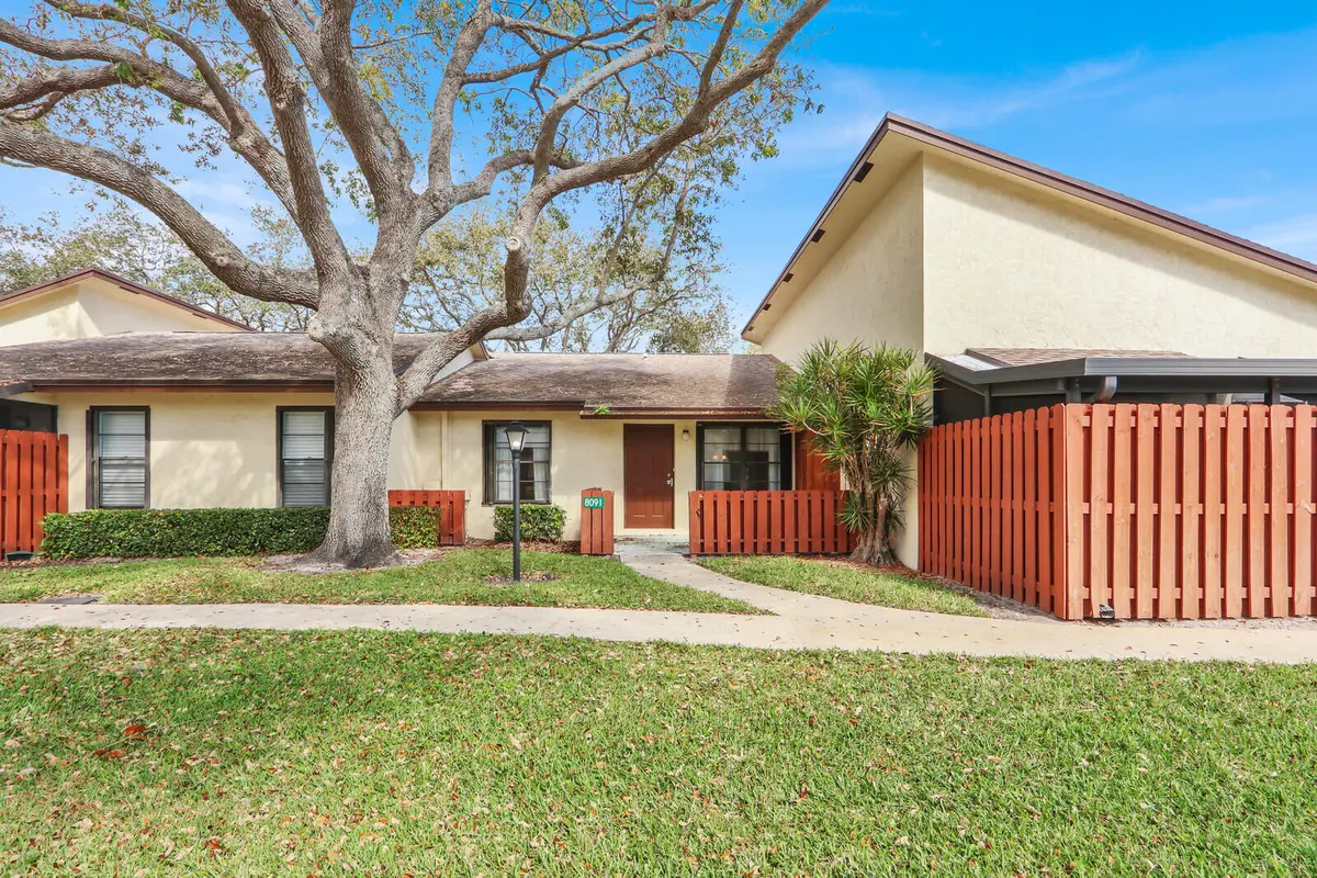 01_IMG_8917_mls at 8091 SE Villa Circle, Hobe Sound