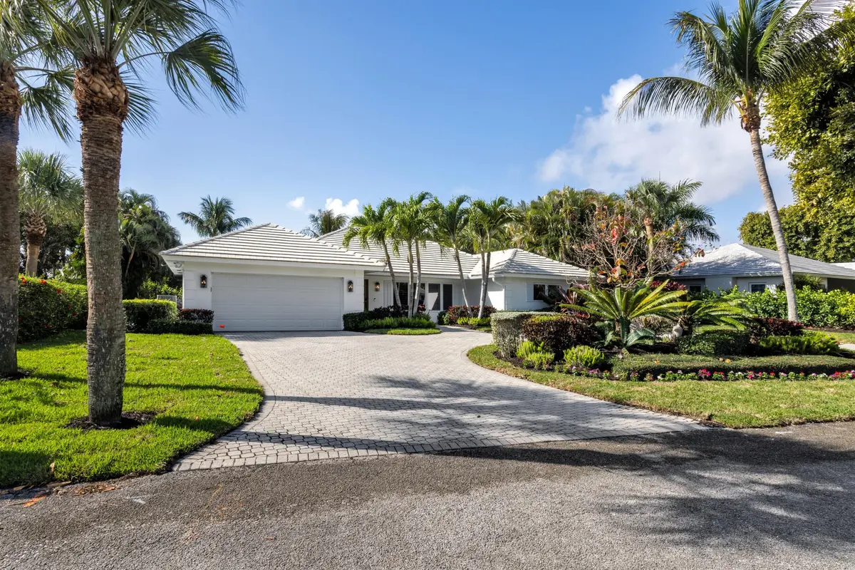 FRONT_RIGHT_WIDE_EB at 2720 Cardinal Circle, Gulf Stream