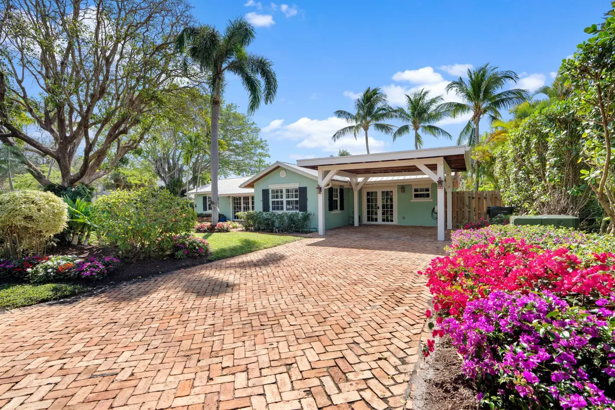 FRONT_LEFT_DT at 402 Lake Drive, Delray Beach