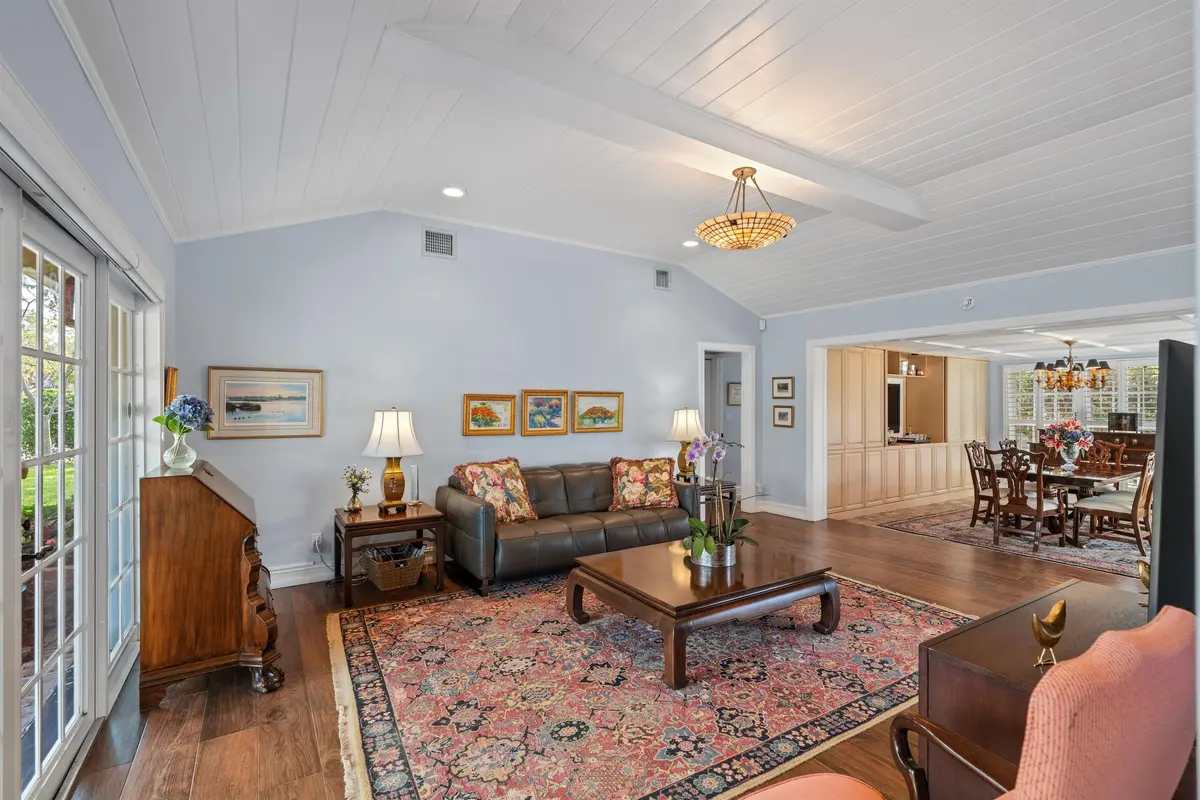 LIVING_LOOKING_IN_DT at 402 Lake Drive, Delray Beach