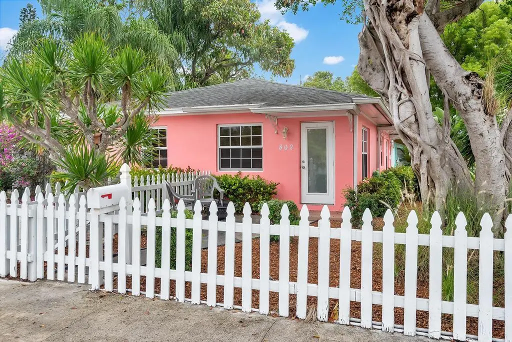 802 - 003 at 802 N J Street, Lake Worth Beach