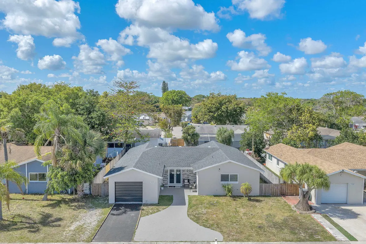 aerial front at 9591 Park Row, Boca Raton
