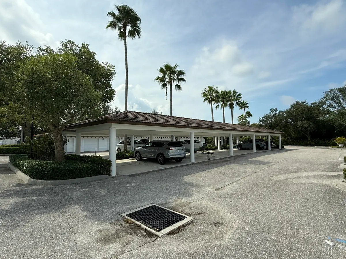 IMG_1081 at 11450 SE Dixie Highway, Hobe Sound