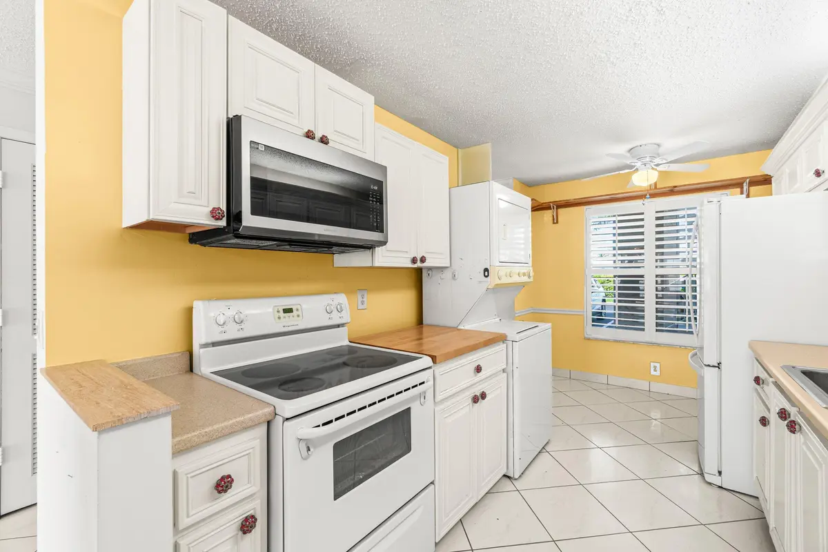 KitchenEntireLeft-018-1020SilkOakTerrace at 1020 Silk Oak Terrace 102, Delray Beach