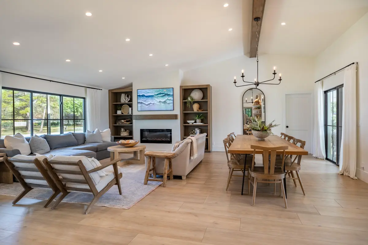 Warm Open Layout at 15824 74th Avenue, Palm Beach Gardens