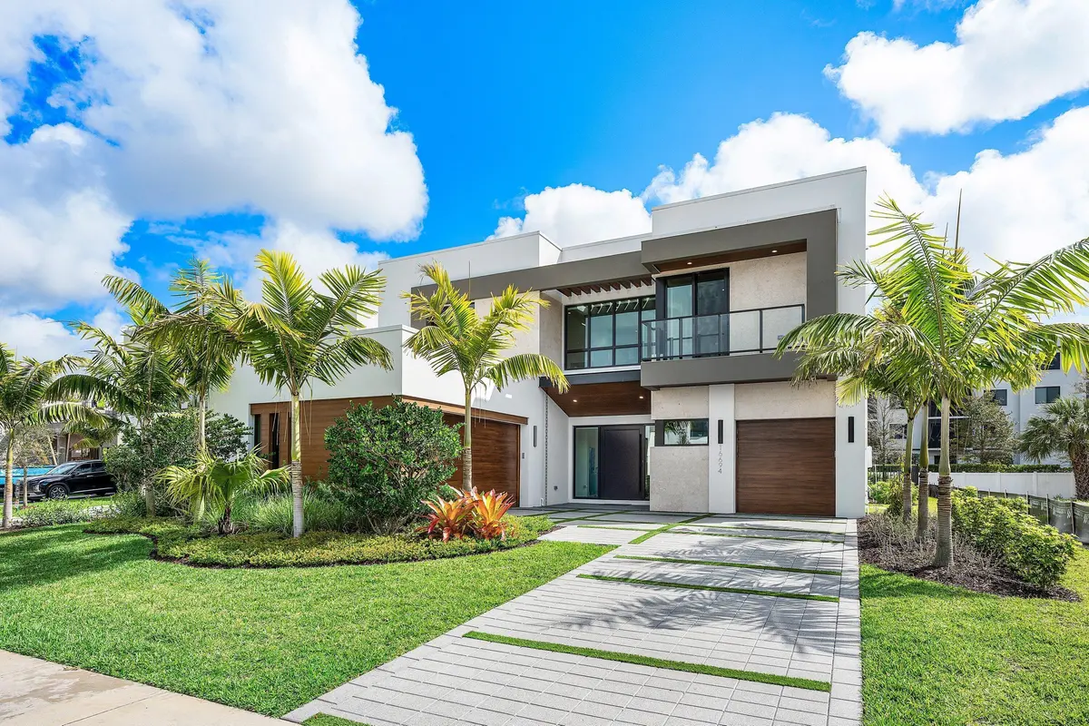 Cypress Model at 16725 Mosaic Place, Delray Beach