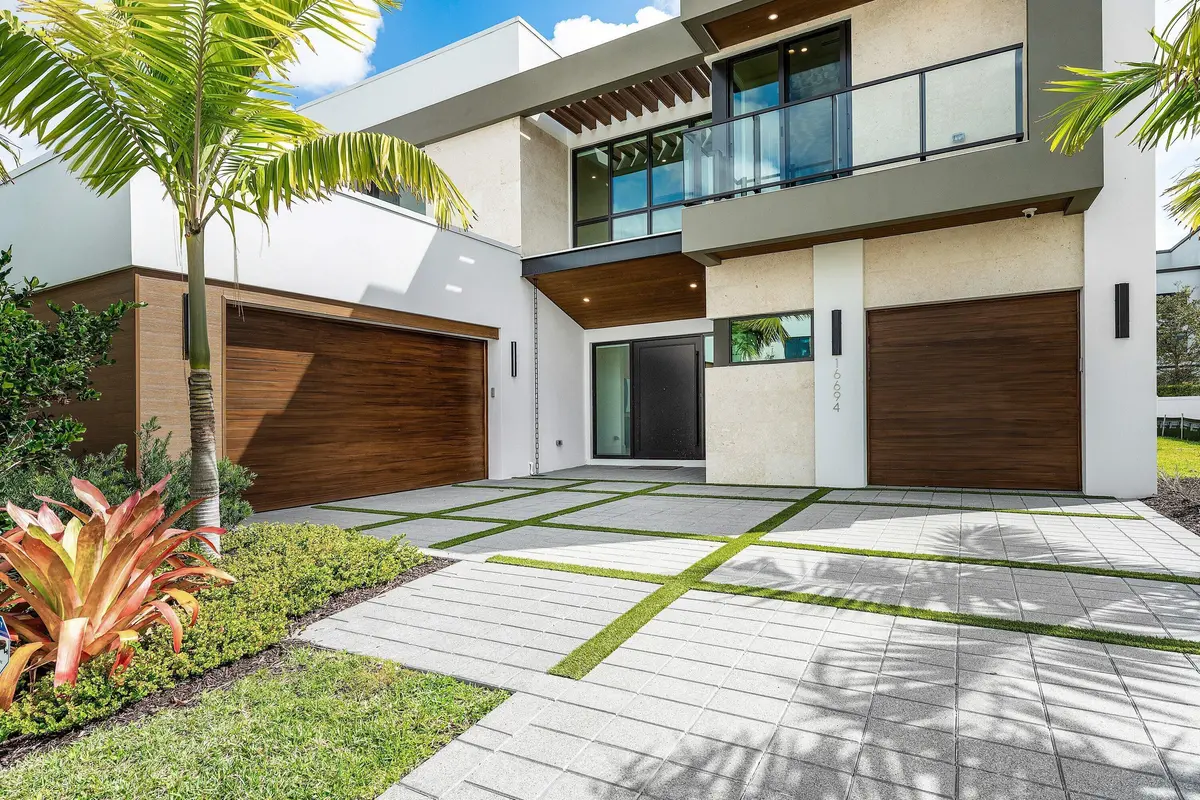 Cypress Model at 16725 Mosaic Place, Delray Beach