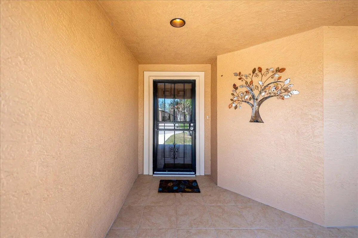 25-DSC9332 at 44 Grande Vista Way, Port St. Lucie