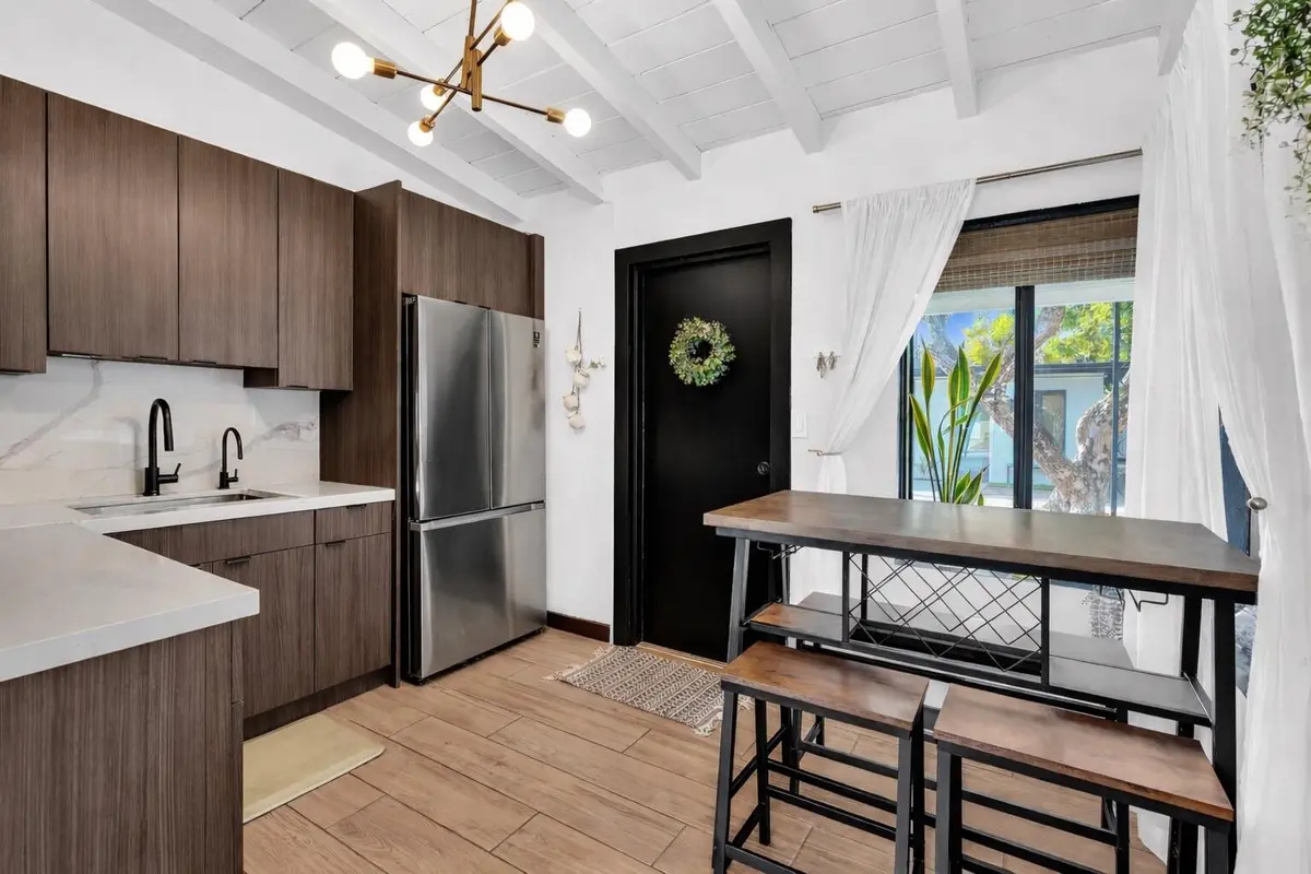File MLS00006 at 316 SW 21 Street, Fort Lauderdale