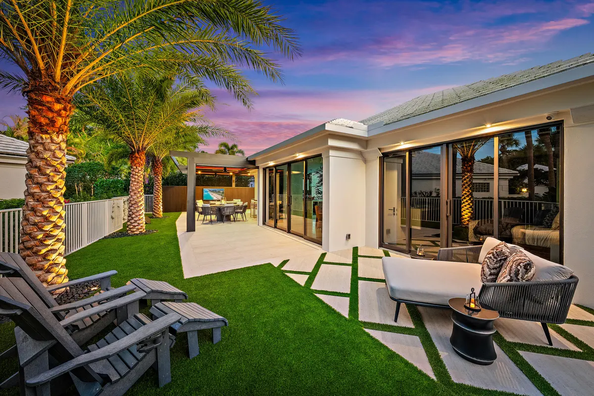 Loggia at 3501 Captains Way, Jupiter